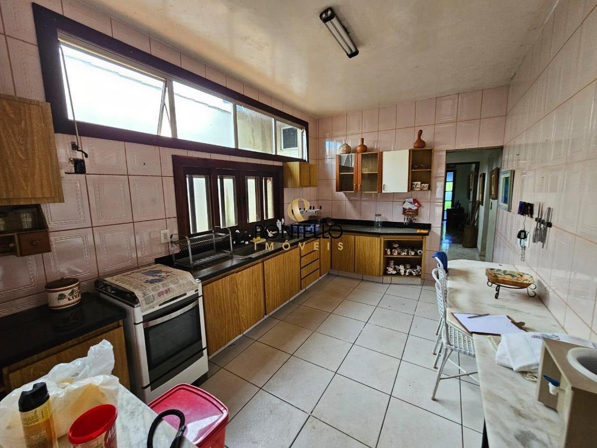 Casa, Aeroporto Industrial, 3 Quartos, 2 Vagas, 1 Suíte