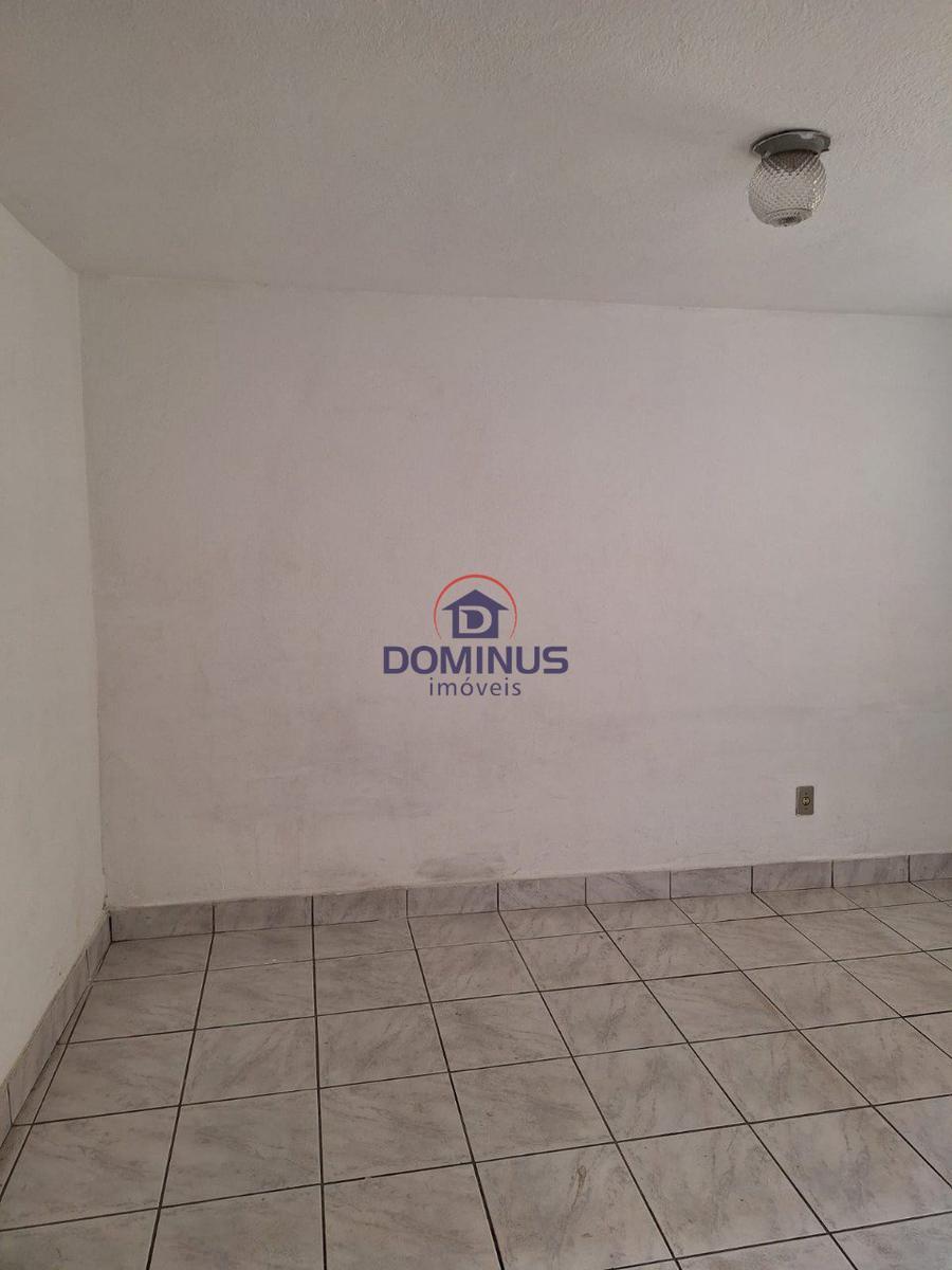 Casa, Sagrada Família, 2 Quartos, 1 Vaga, 1 Suíte