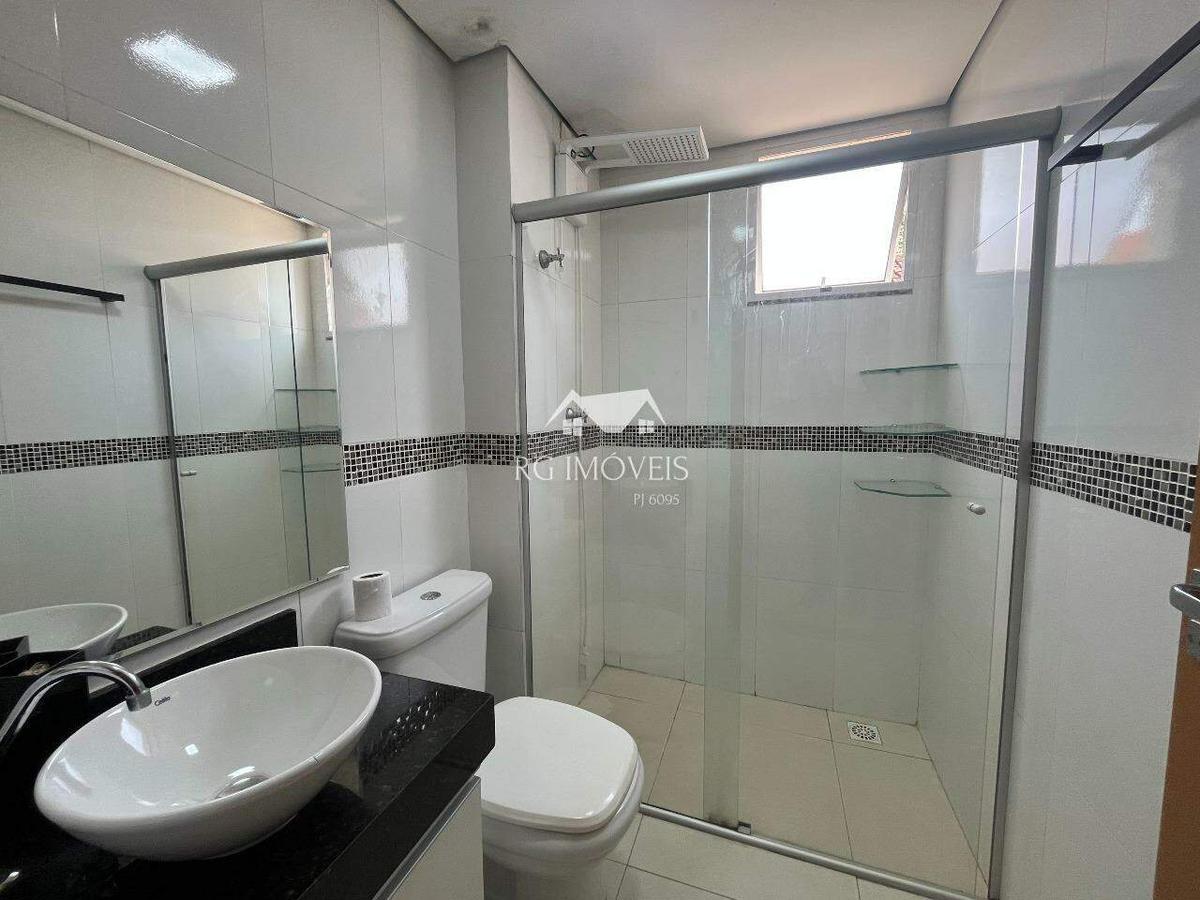 Apartamento, Miramar (barreiro), 2 Quartos, 1 Vaga