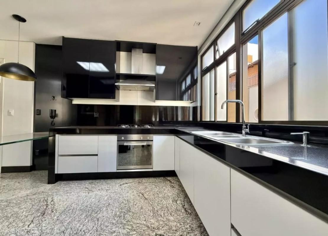 Apartamento, Sion, 3 Quartos, 3 Vagas, 1 Suíte