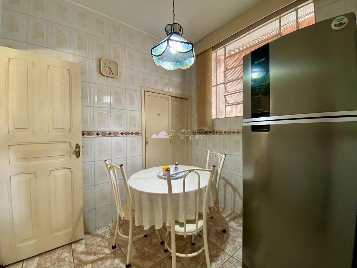 Casa, Itapoã, 3 Quartos, 4 Vagas, 1 Suíte