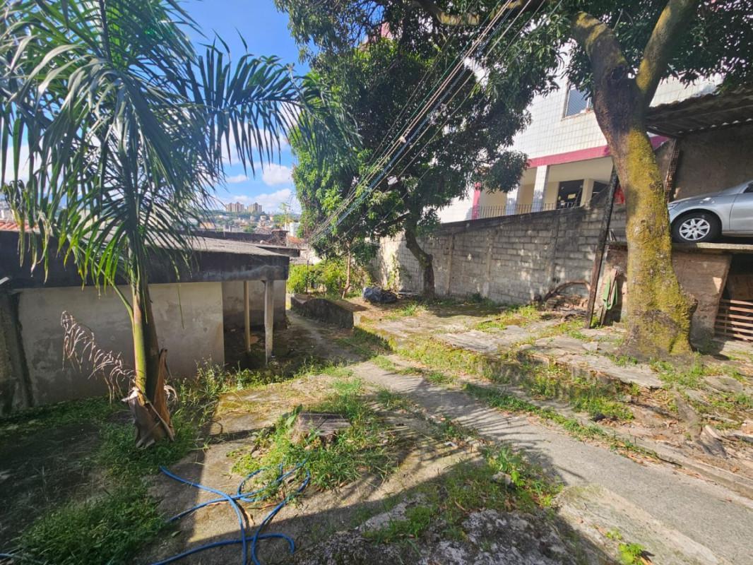 Lote, João Pinheiro, 0 Quarto, 0 Vaga