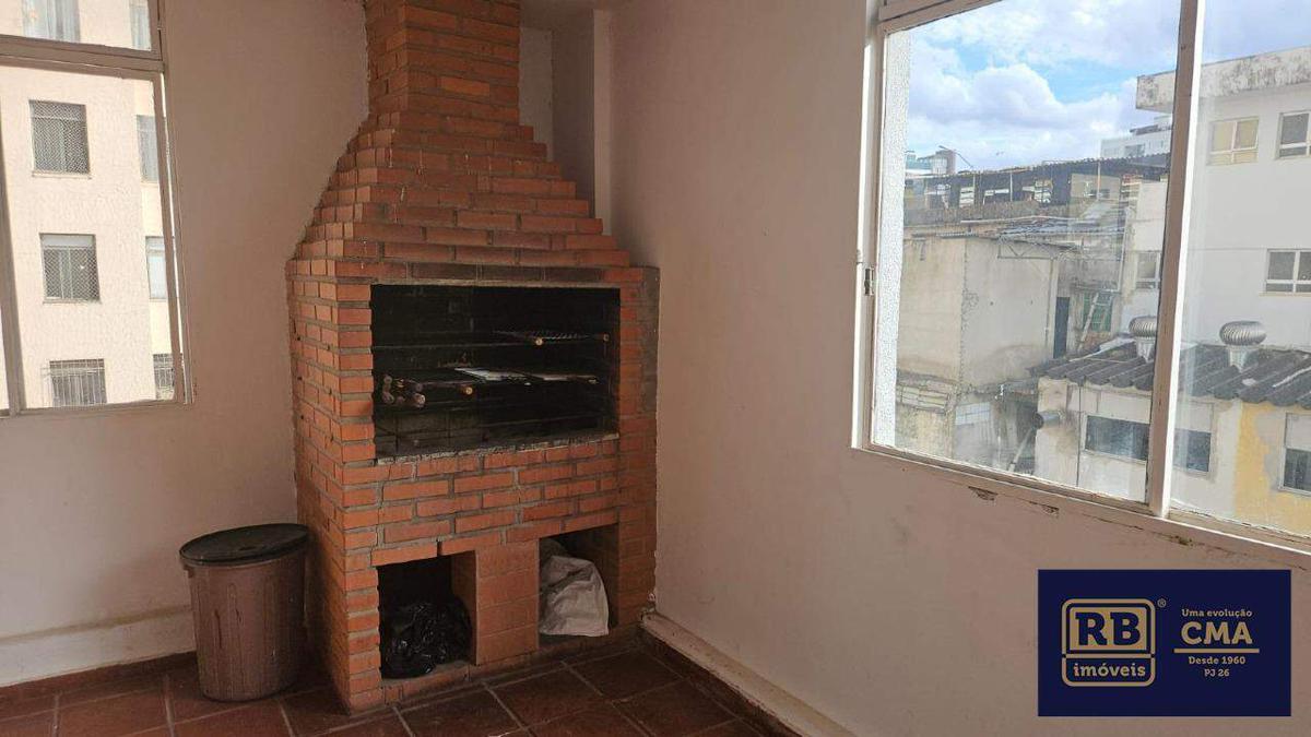 Apartamento, Sagrada Família, 2 Quartos, 1 Vaga