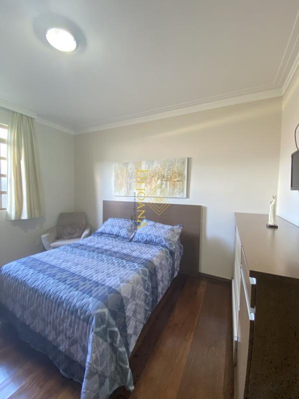 Casa, Vianópolis, 4 Quartos, 3 Vagas, 1 Suíte