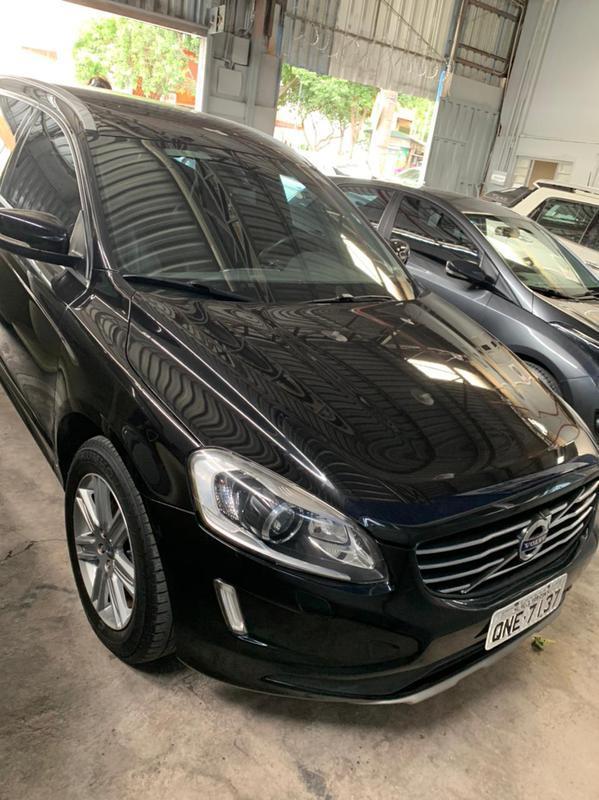 Volvo XC 60 D-5 Kinetic 2.4 Awd Diesel 5p