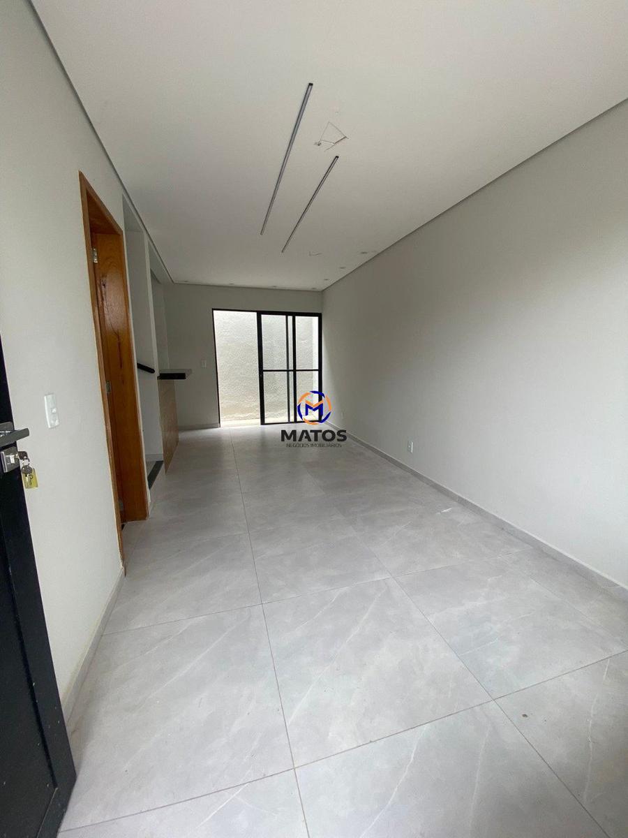 Casa, Adeodato, 3 Quartos, 2 Vagas, 1 Suíte