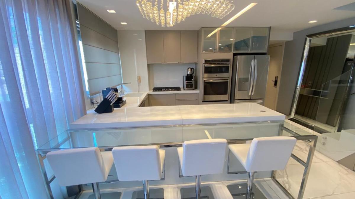 Cobertura, Lourdes, 2 Quartos, 3 Vagas, 1 Suíte