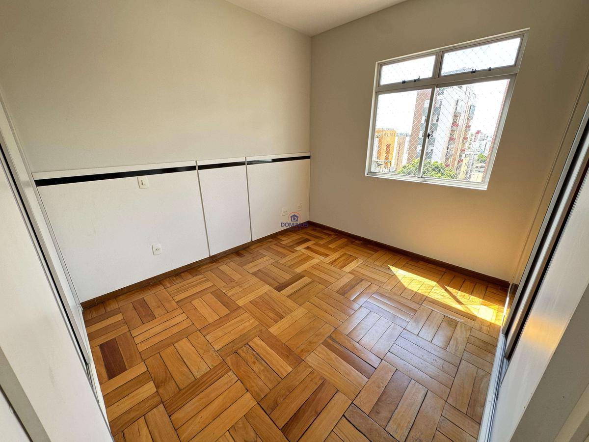 Apartamento, Sagrada Família, 4 Quartos, 2 Vagas, 1 Suíte