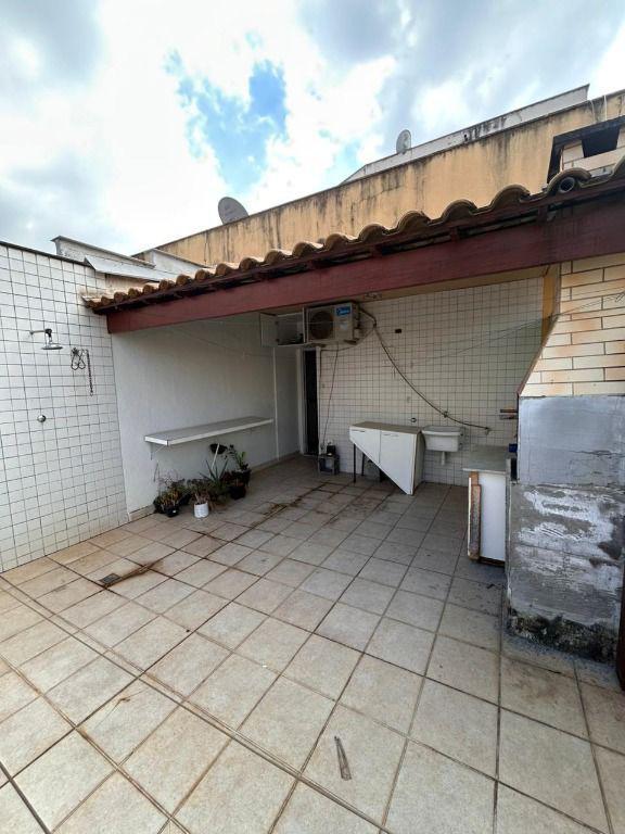 Cobertura, Ana Lúcia, 3 Quartos, 2 Vagas, 1 Suíte