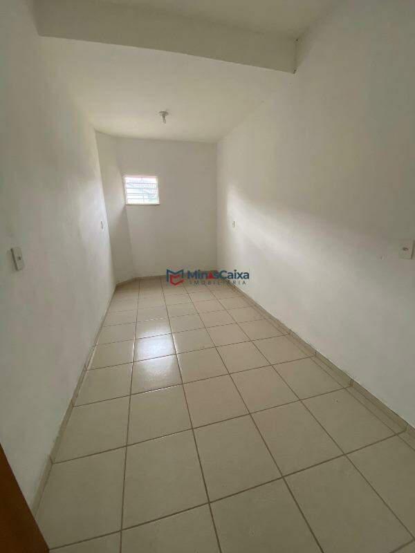 Prédio, Funcionários, 0 Quarto, 3 Vagas