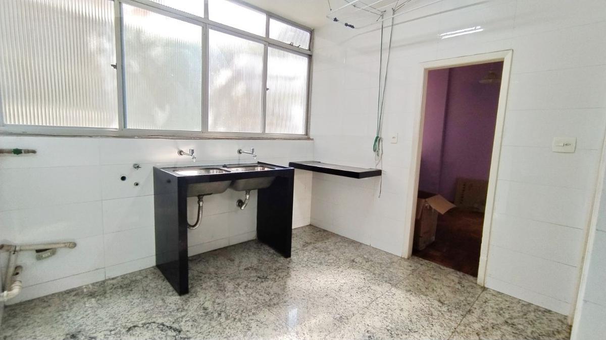 Apartamento, Savassi, 4 Quartos, 2 Vagas, 1 Suíte