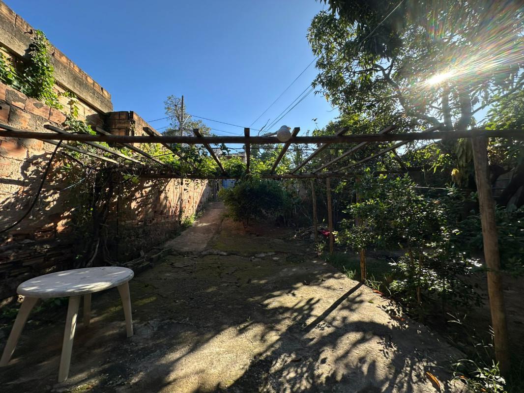 Lote, Dom Bosco, 0 Quarto, 0 Vaga