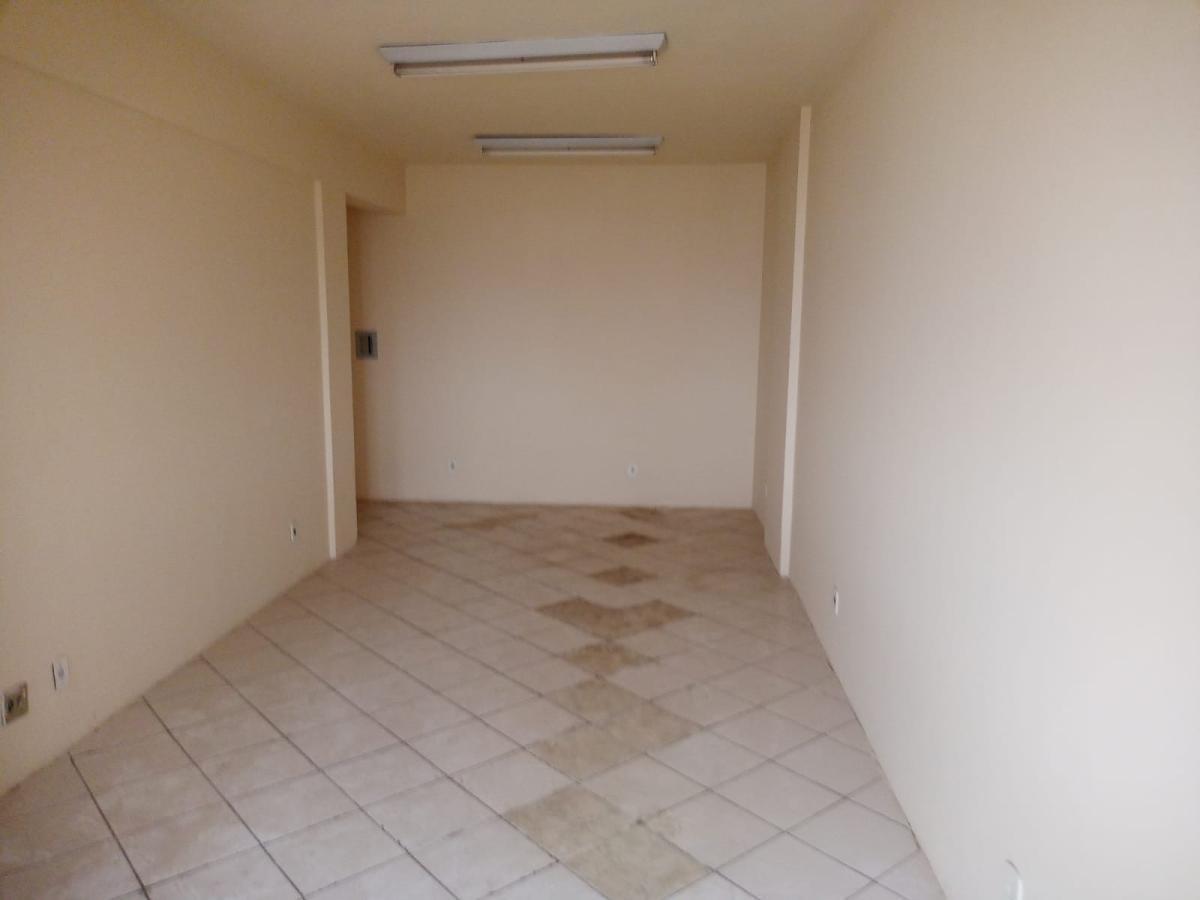 Sala, Floresta, 0 Quarto, 2 Vagas