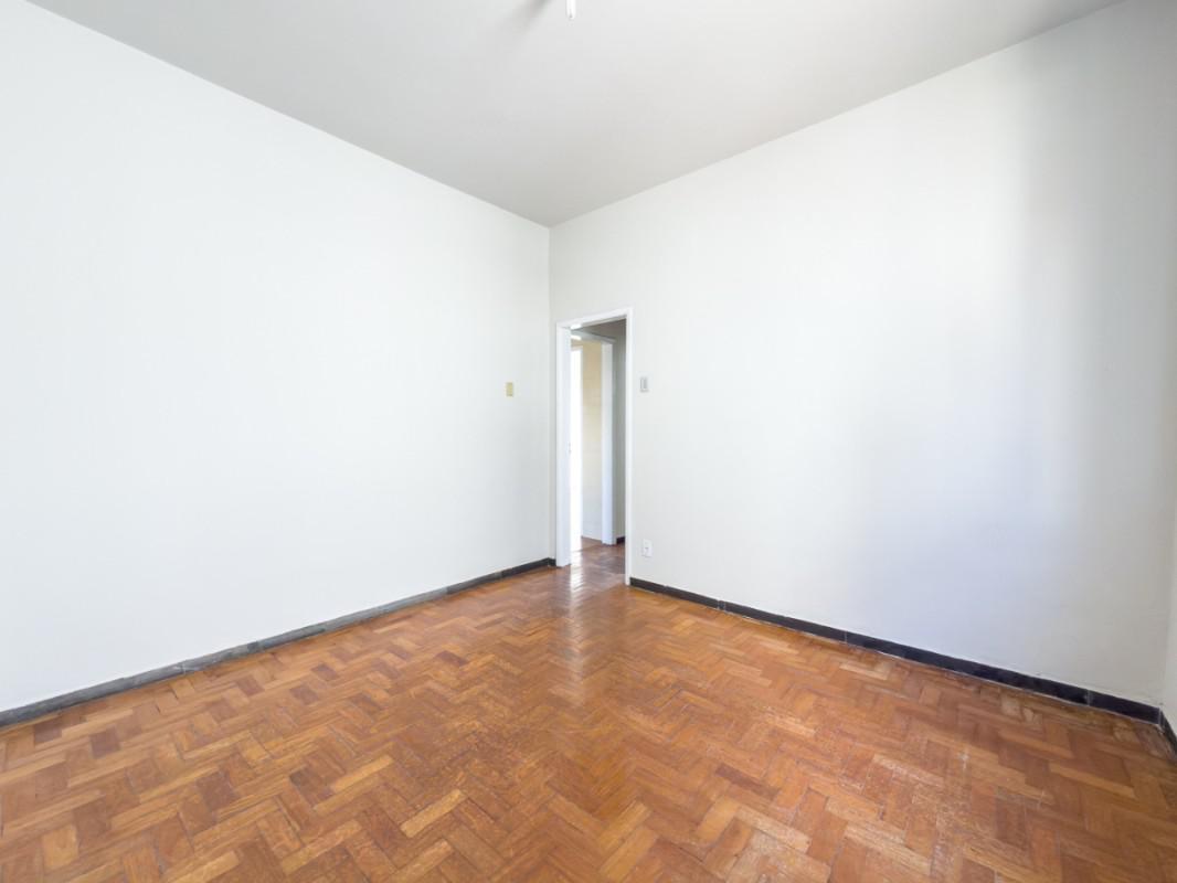 Apartamento, Floresta, 2 Quartos, 1 Vaga