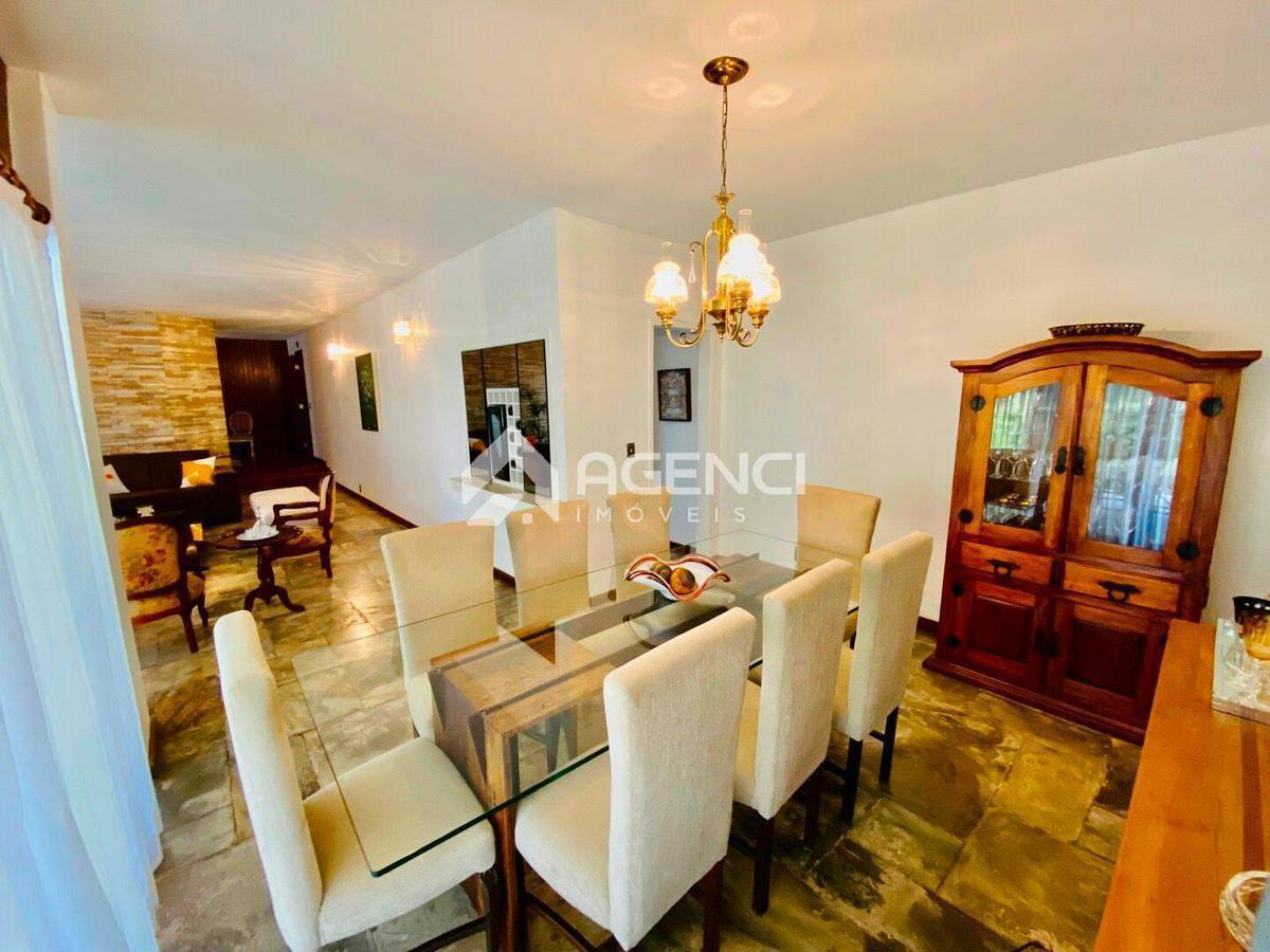 Casa, Bandeirantes (pampulha), 4 Quartos, 0 Vaga, 1 Suíte