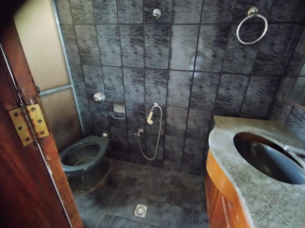 Casa, Santa Cruz, 6 Quartos, 3 Vagas, 1 Suíte