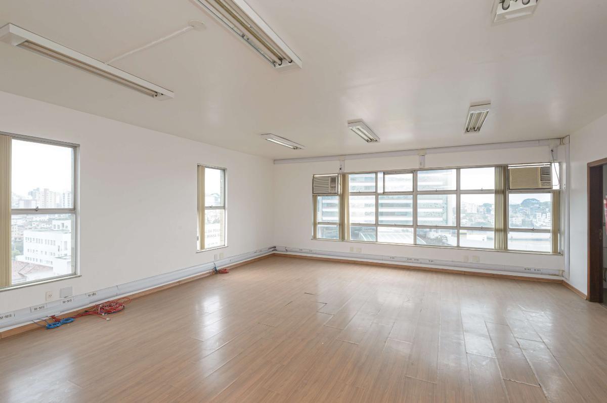 Sala, Santa Efigênia, 0 Quarto, 0 Vaga