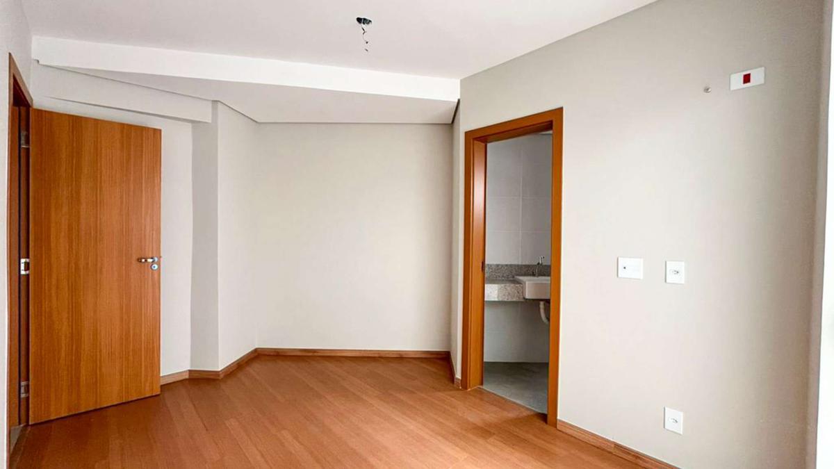 Apartamento, Funcionários, 2 Quartos, 1 Vaga, 1 Suíte