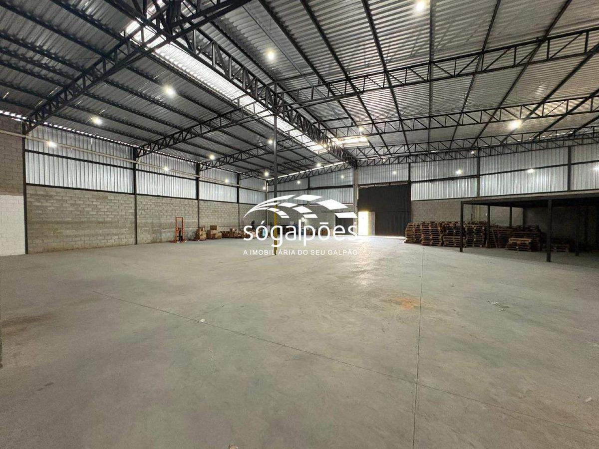 Galpão, Vale das Orquídeas, 8 Vagas