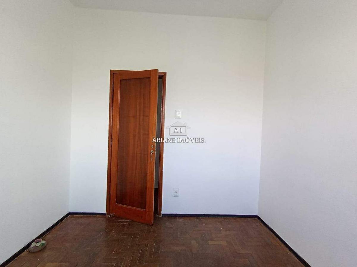 Apartamento, Centro, 2 Quartos, 0 Vaga