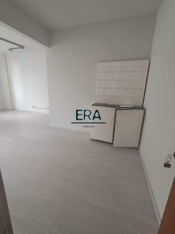 Sala, Centro, 0 Quarto, 0 Vaga