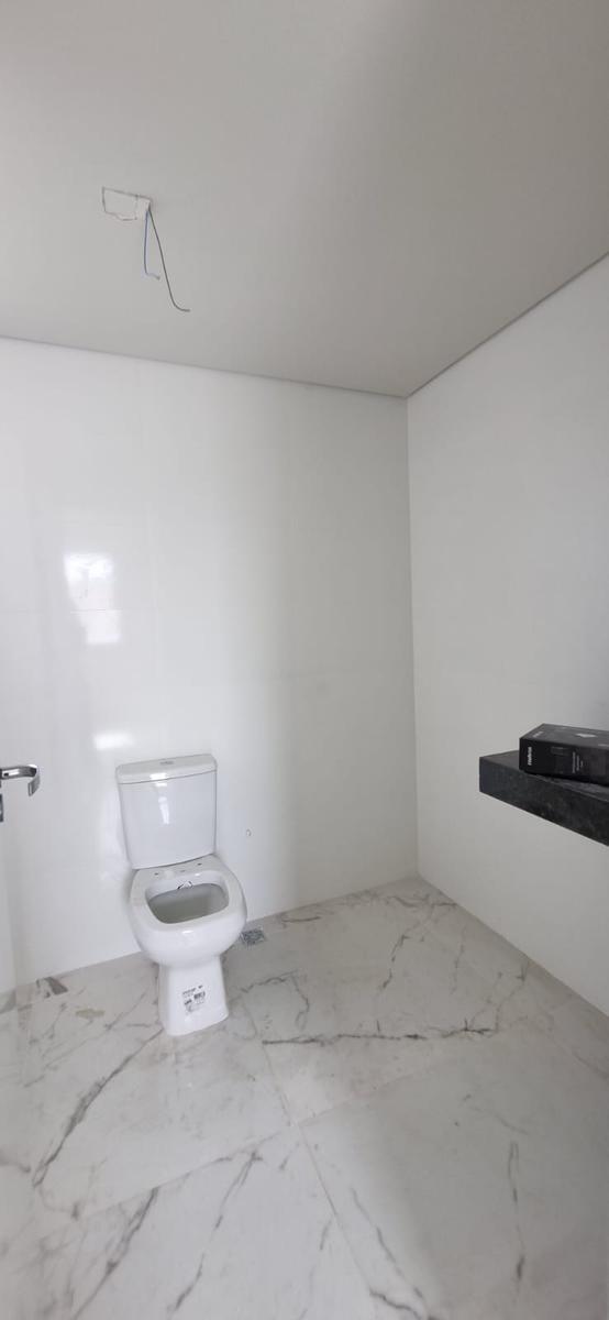 Cobertura, Ana Lúcia, 3 Quartos, 2 Vagas, 1 Suíte