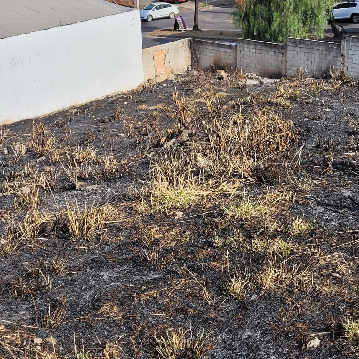 Lote, Jatobá (barreiro), 0 Quarto, 0 Vaga