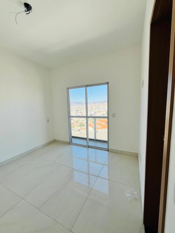 Cobertura, Jardim Industrial, 3 Quartos, 2 Vagas, 1 Suíte