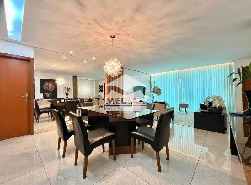 Apartamento, Castelo, 4 Quartos, 3 Vagas, 2 Suítes