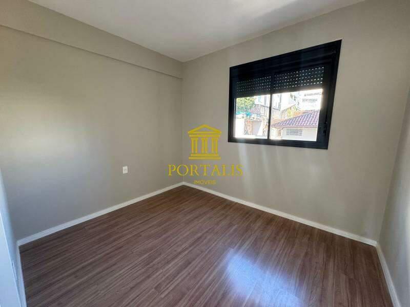 Apartamento, Serra, 2 Quartos, 2 Vagas, 1 Suíte