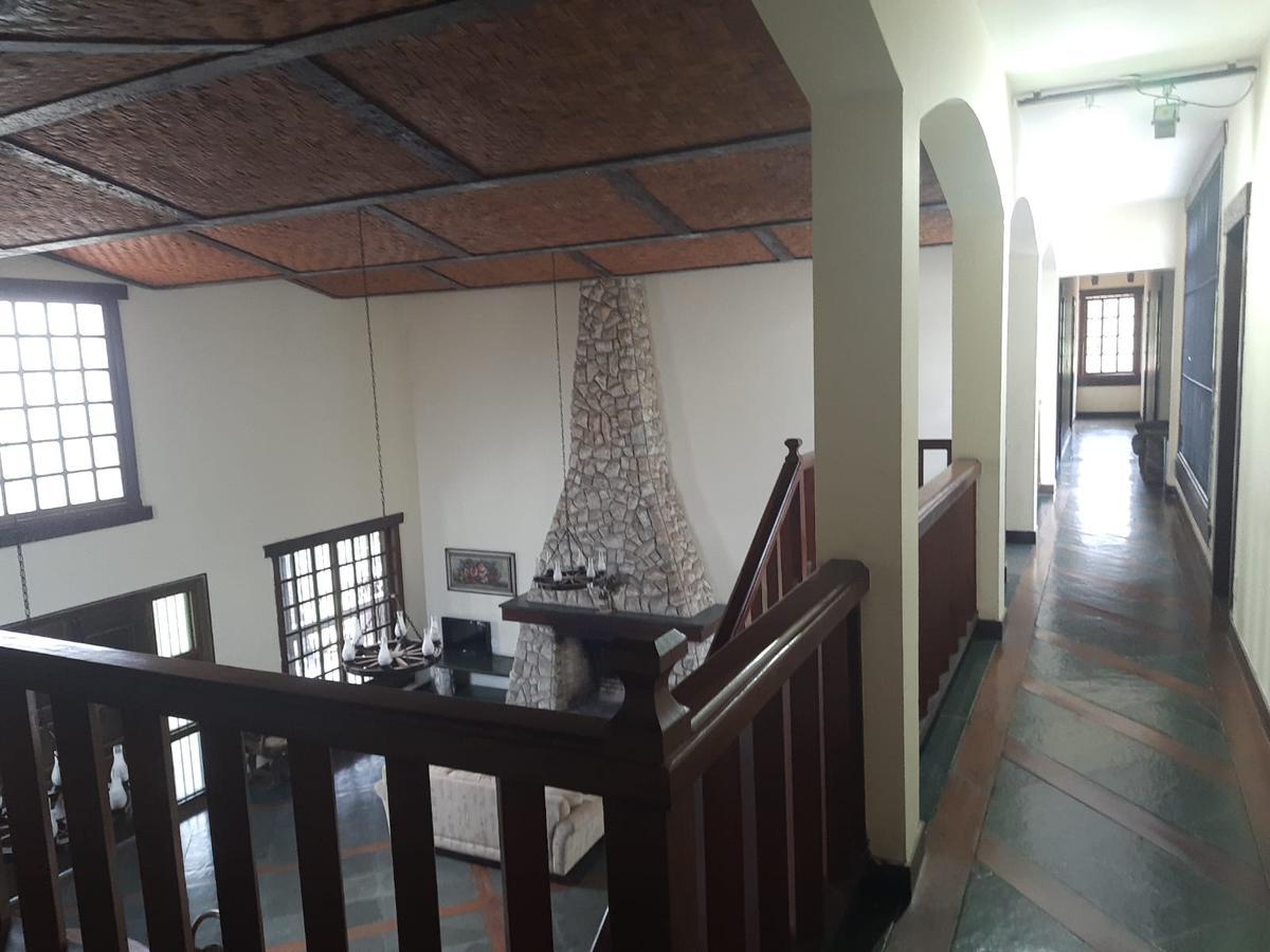 Casa, Braúnas, 6 Quartos, 20 Vagas, 4 Suítes