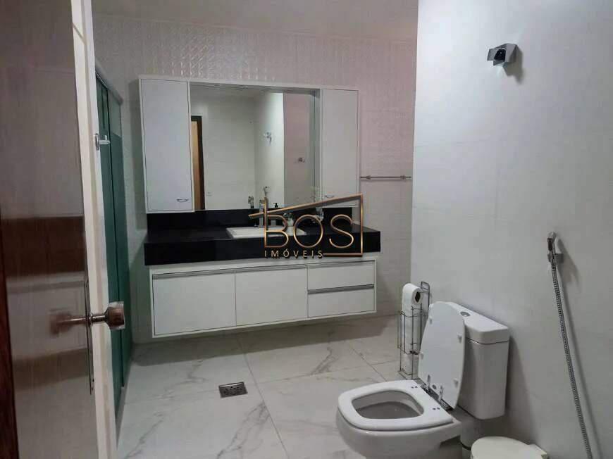 Apartamento, Funcionários, 4 Quartos, 2 Vagas, 1 Suíte