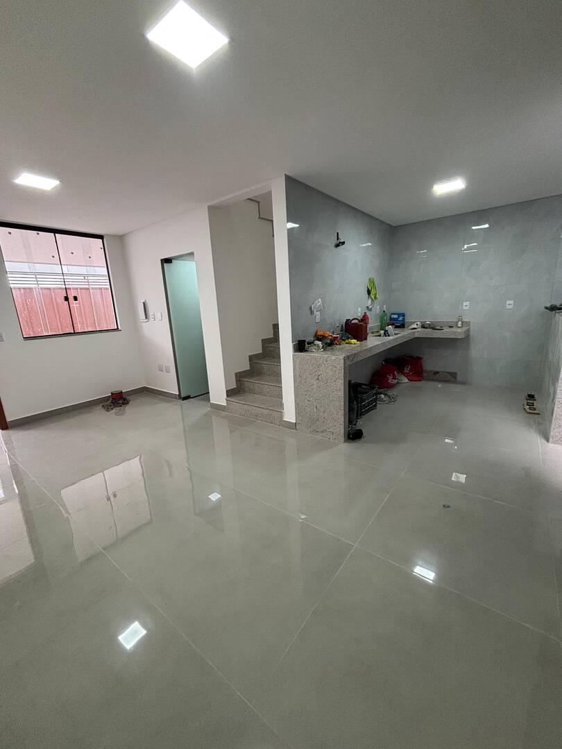 Casa, Belvedere, 3 Quartos, 1 Vaga, 1 Suíte