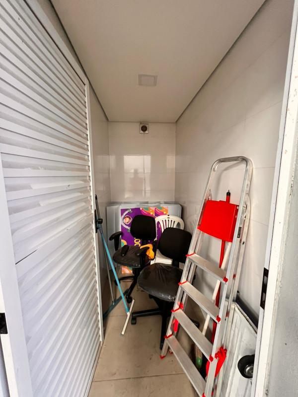 Galpão, Das Industrias I (barreiro), 0 Quarto, 0 Vaga