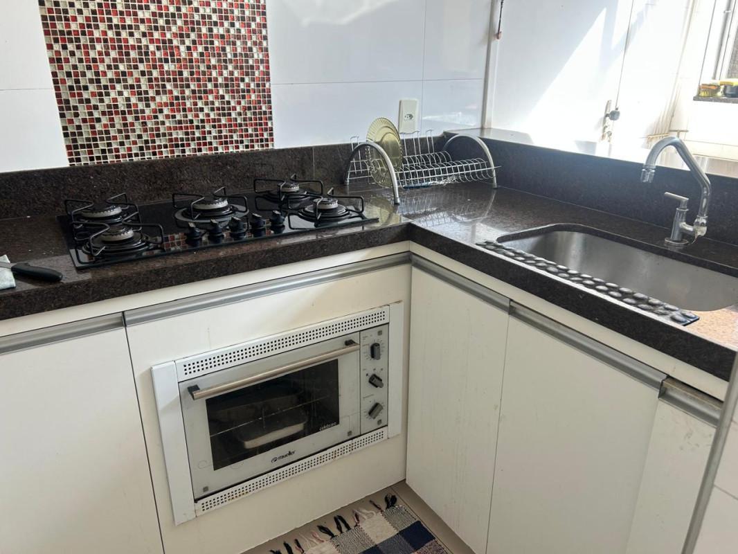 Apartamento, Barreiro, 3 Quartos, 2 Vagas, 1 Suíte