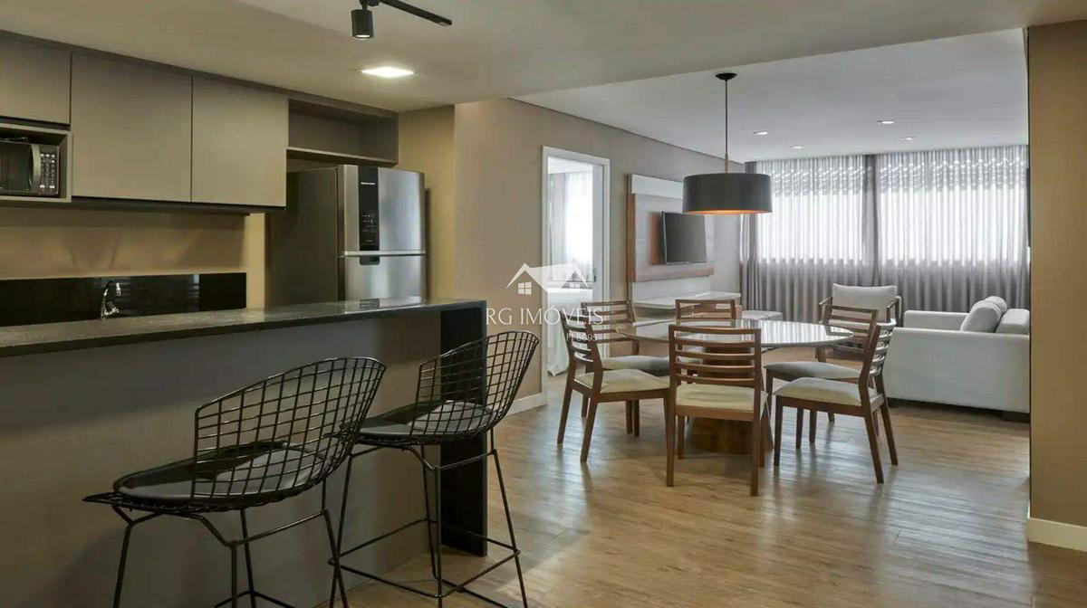Apartamento, Estoril, 2 Quartos, 0 Vaga, 2 Suítes