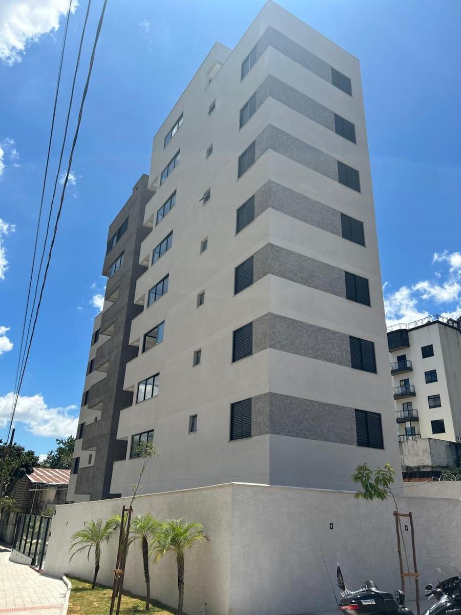 Cobertura, Sagrada Família, 4 Quartos, 2 Vagas, 1 Suíte