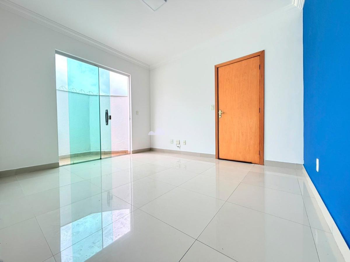 Apartamento, Candelária, 2 Quartos, 2 Vagas, 1 Suíte