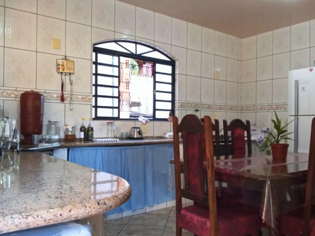 Casa, Diamante, 4 Quartos, 6 Vagas, 1 Suíte