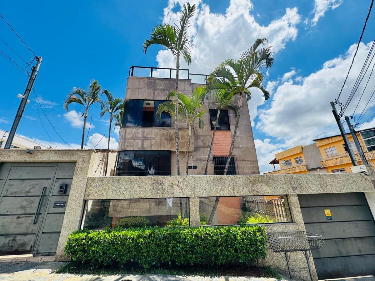 Cobertura, Santa Amélia, 4 Quartos, 2 Vagas, 1 Suíte