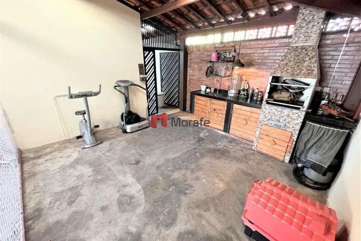 Casa, Santa Branca, 3 Quartos, 2 Vagas, 1 Suíte