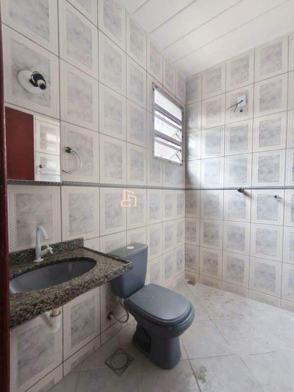 Casa, Das Industrias I (barreiro), 2 Quartos, 1 Suíte