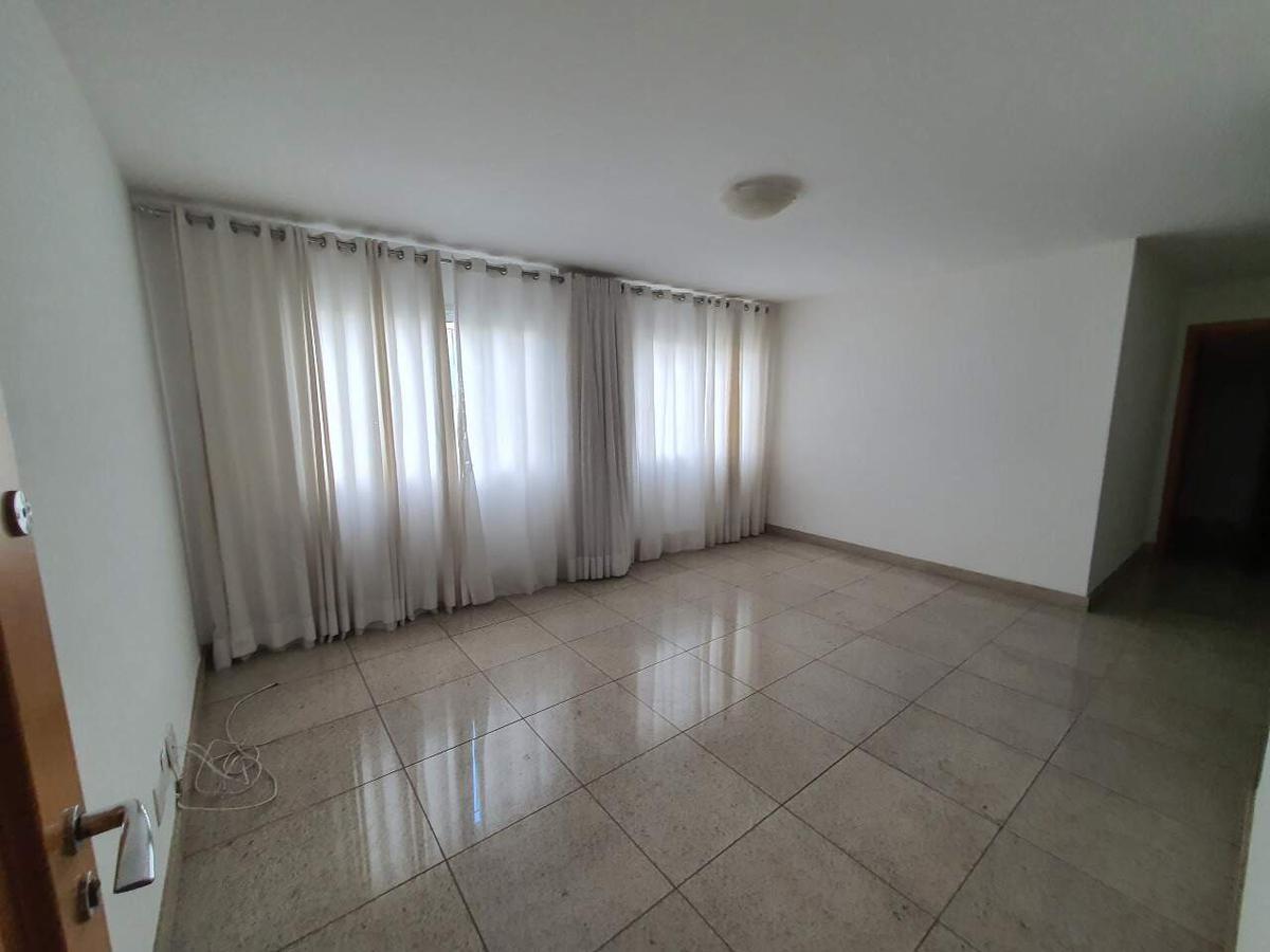 Apartamento, Funcionários, 4 Quartos, 3 Vagas, 1 Suíte