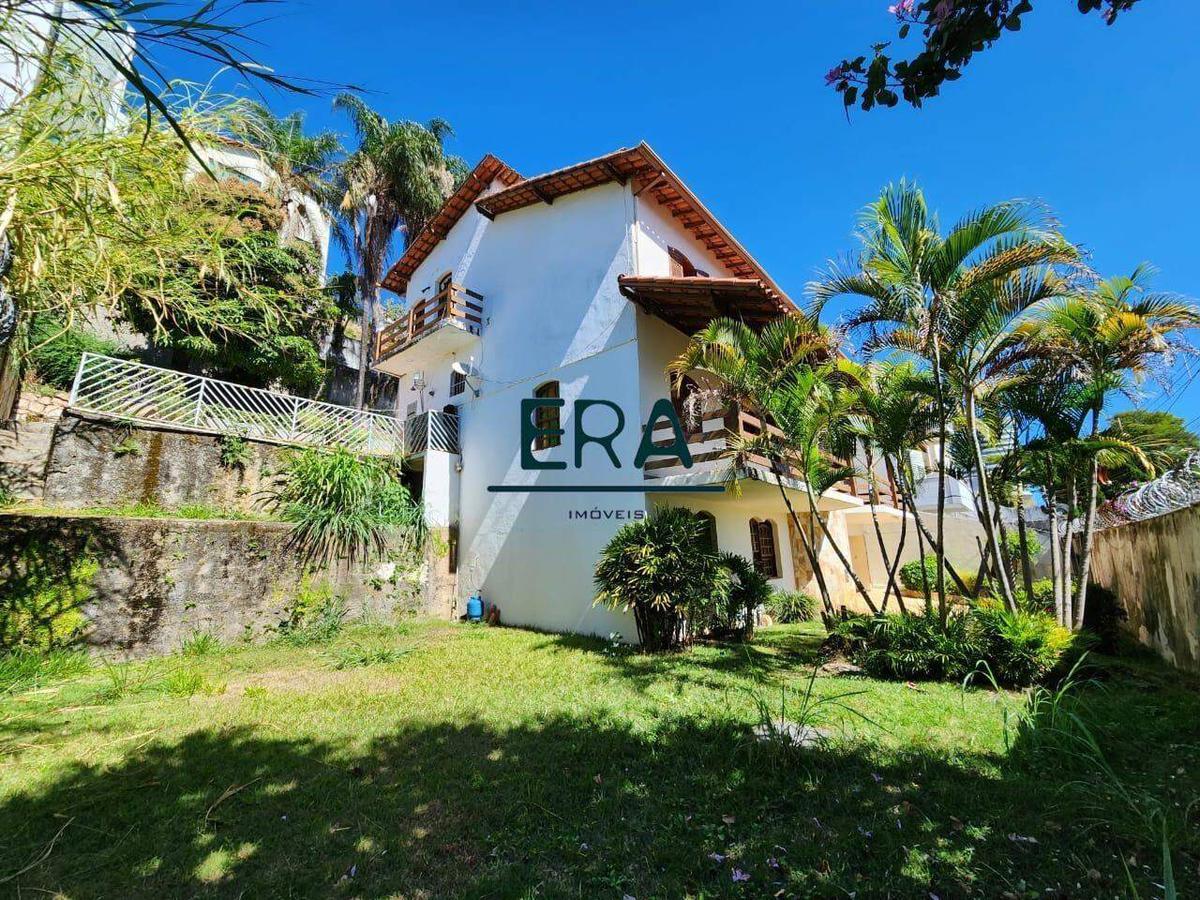 Casa, Santa Lúcia, 5 Quartos, 4 Vagas, 2 Suítes
