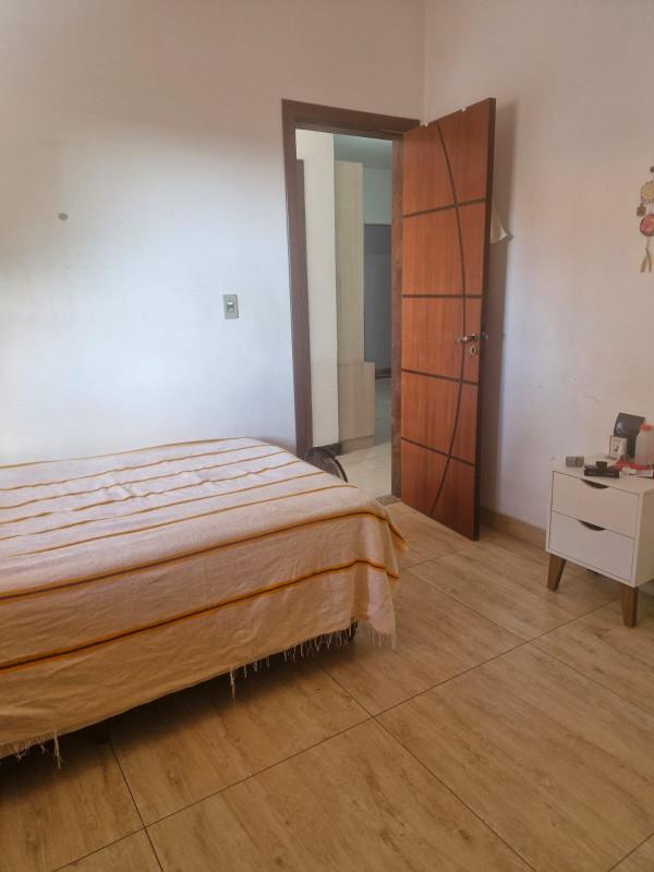 Casa, Jardim Vitória, 4 Quartos, 2 Vagas, 1 Suíte