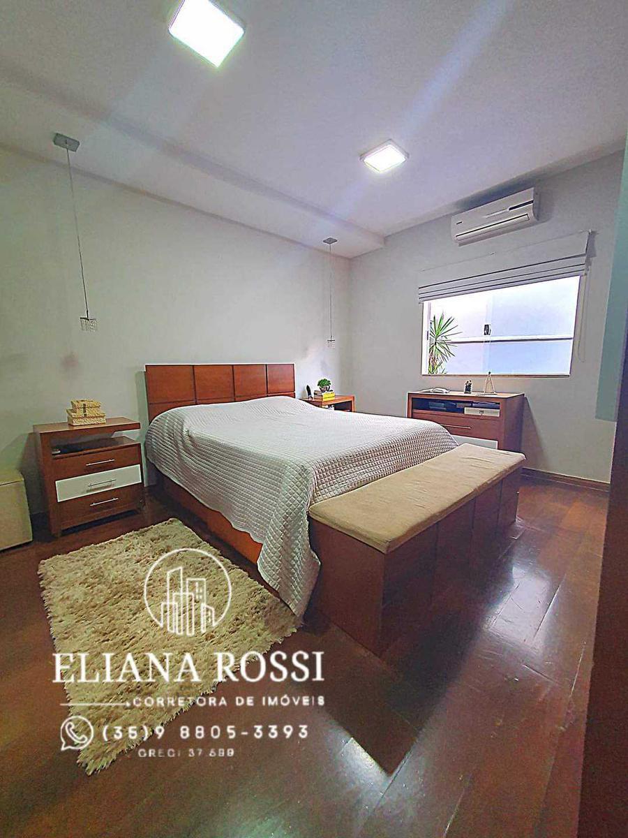 Casa, Campos Elíseos, 3 Quartos, 4 Vagas, 1 Suíte