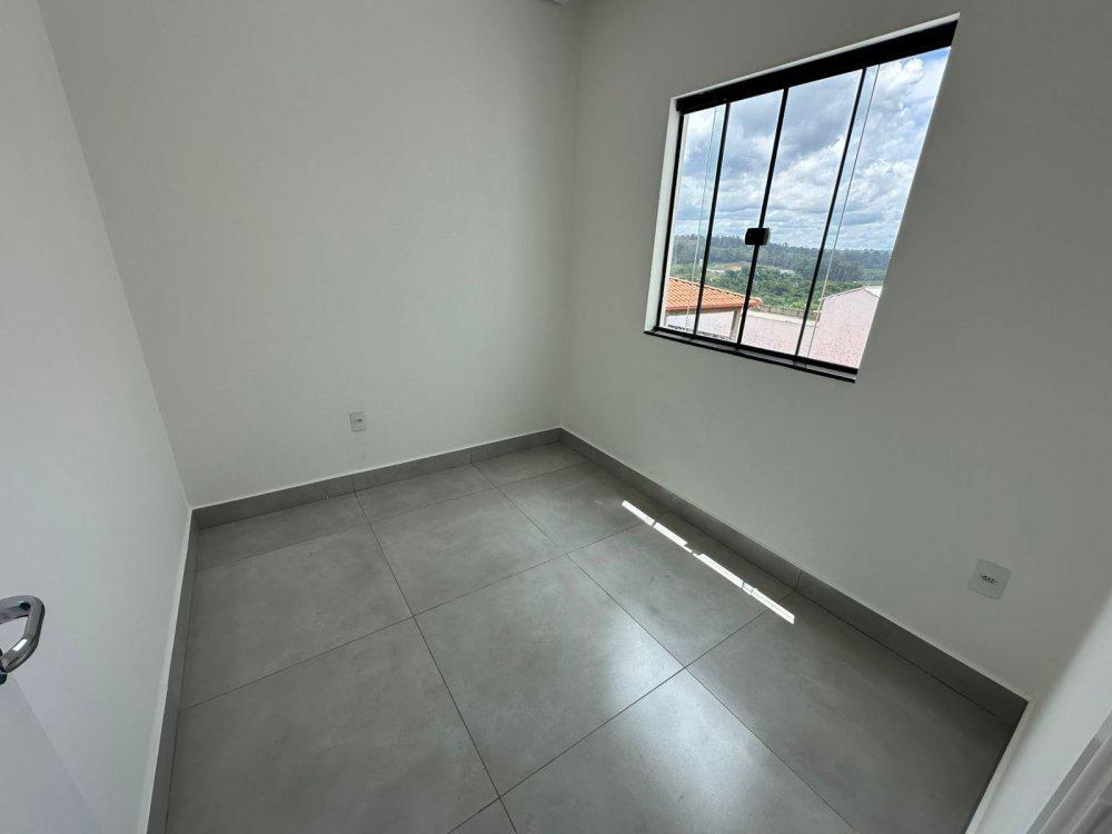 Casa, São Pedro, 3 Quartos, 2 Vagas, 1 Suíte