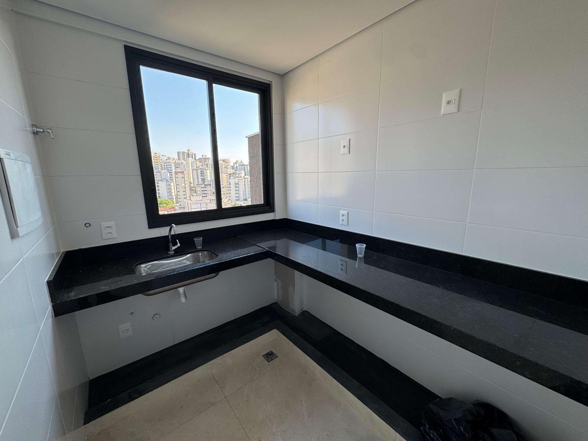 Cobertura, Serra, 2 Quartos, 2 Vagas, 1 Suíte