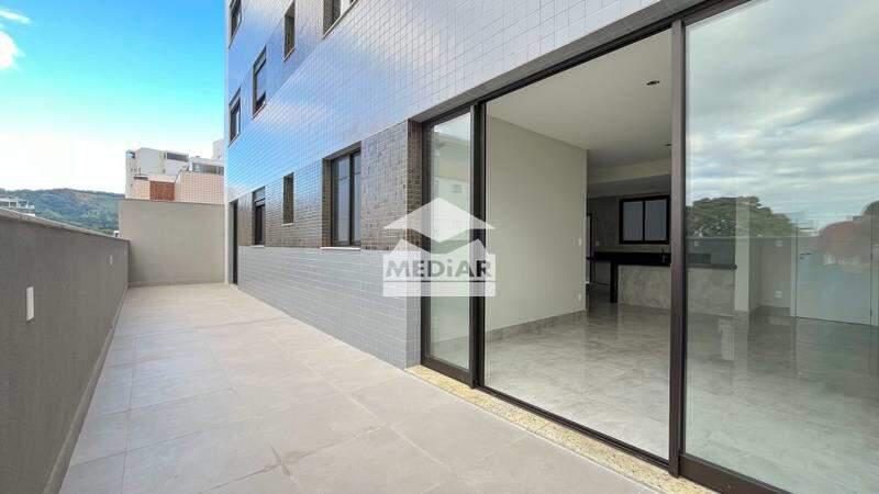 Apartamento, Castelo, 4 Quartos, 3 Vagas, 2 Suítes