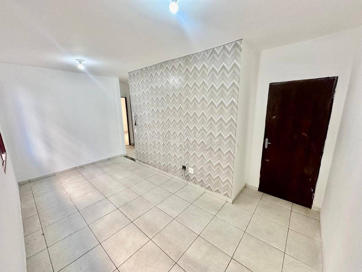 Apartamento, Camargos, 2 Quartos, 0 Vaga, 0 Suíte